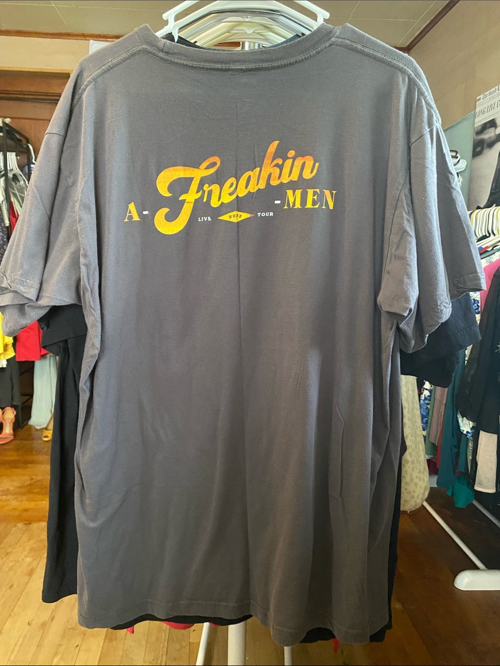 Elle King Charcoal Short Sleeve Graphic Tee with Yellow Print - Picture 3 of 5